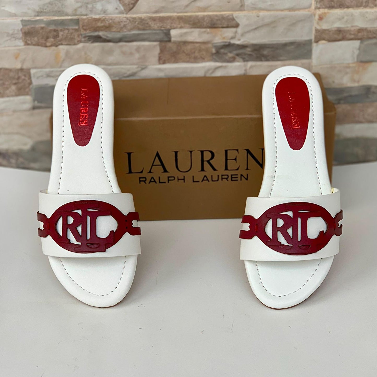 LAURAN (WHITE)