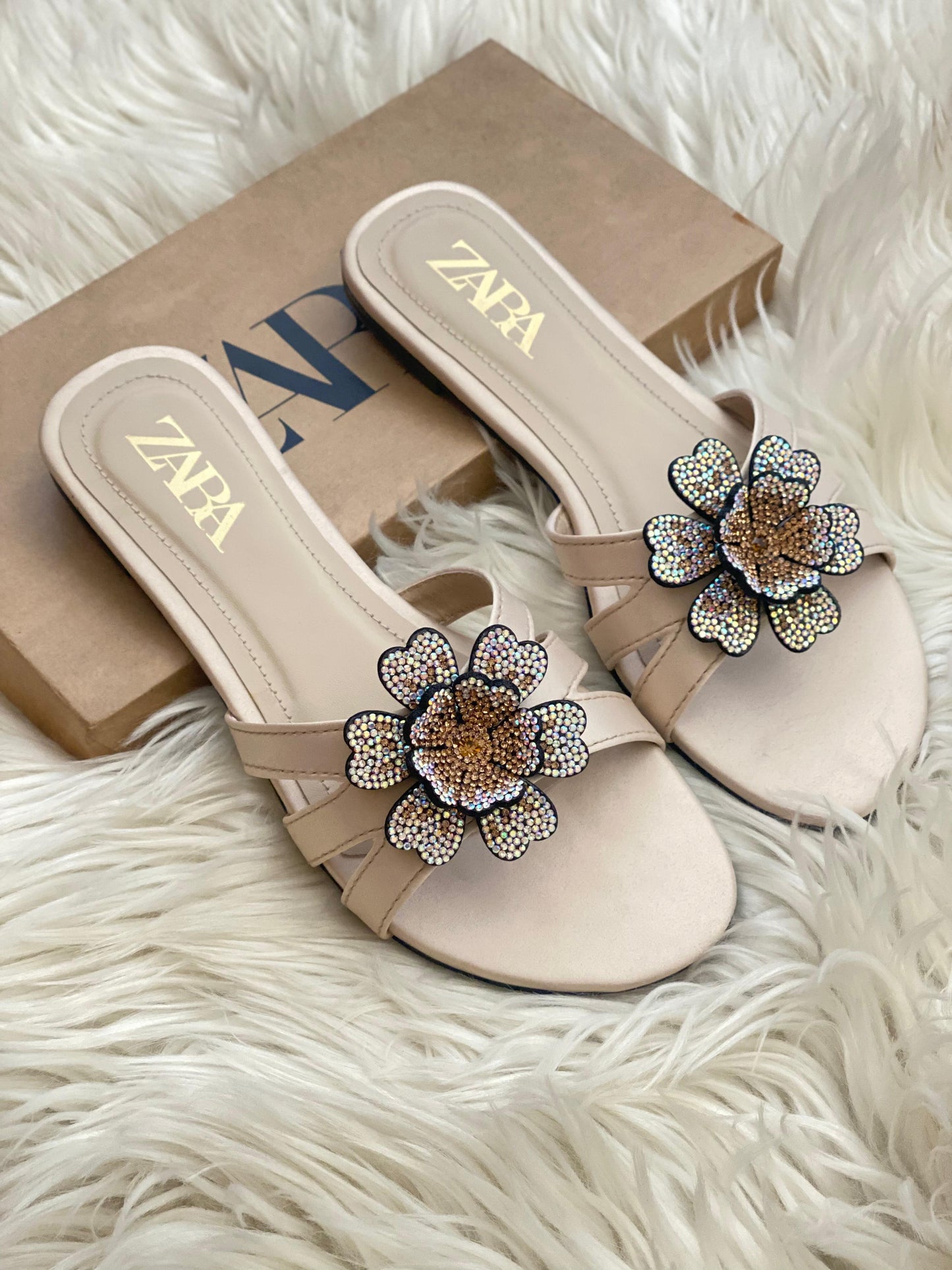 ZARA FLOWER