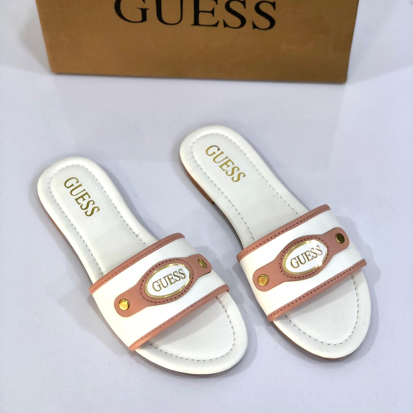 GUESS LOGO SLIDE WHITE